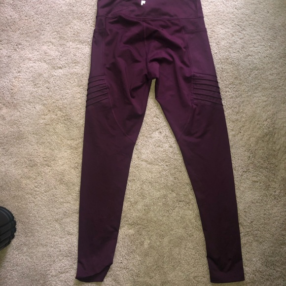 Fila Athletic Maroon Leggings (With Pockets) - Picture 2 of 3